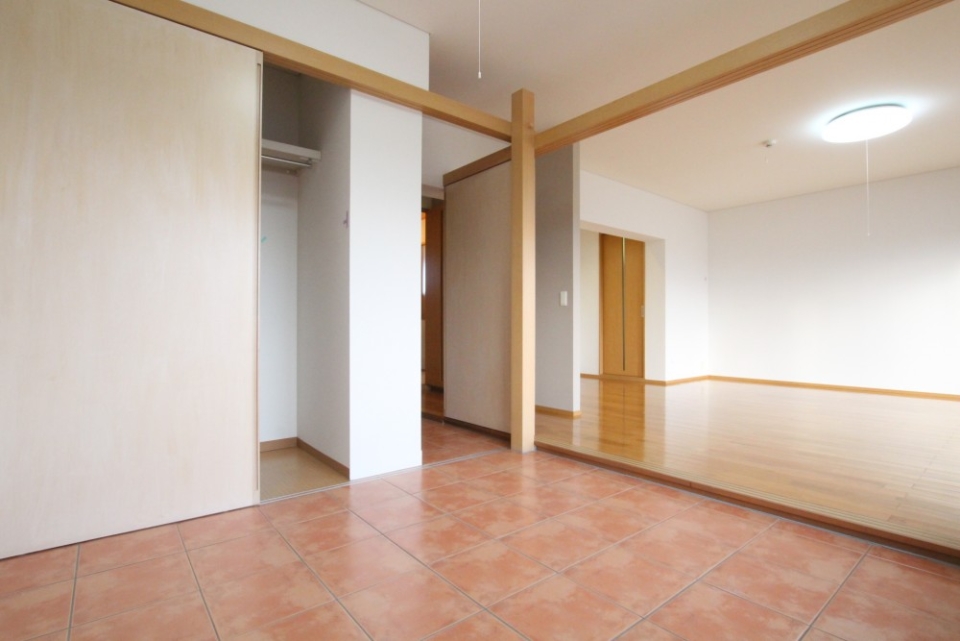 土間フロア付きのお部屋です。