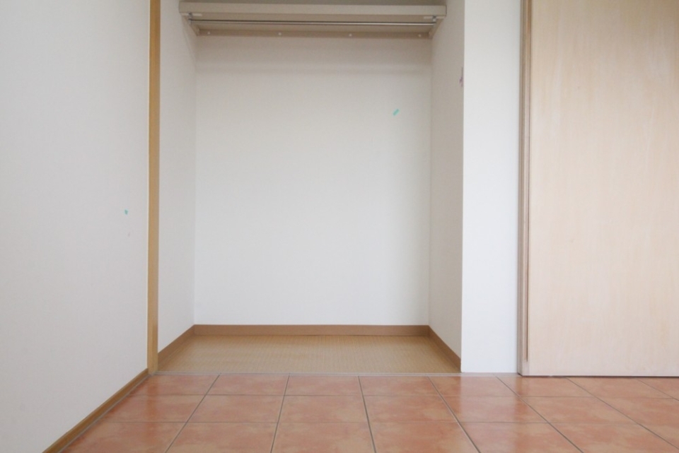 土間部屋はオープンな収納