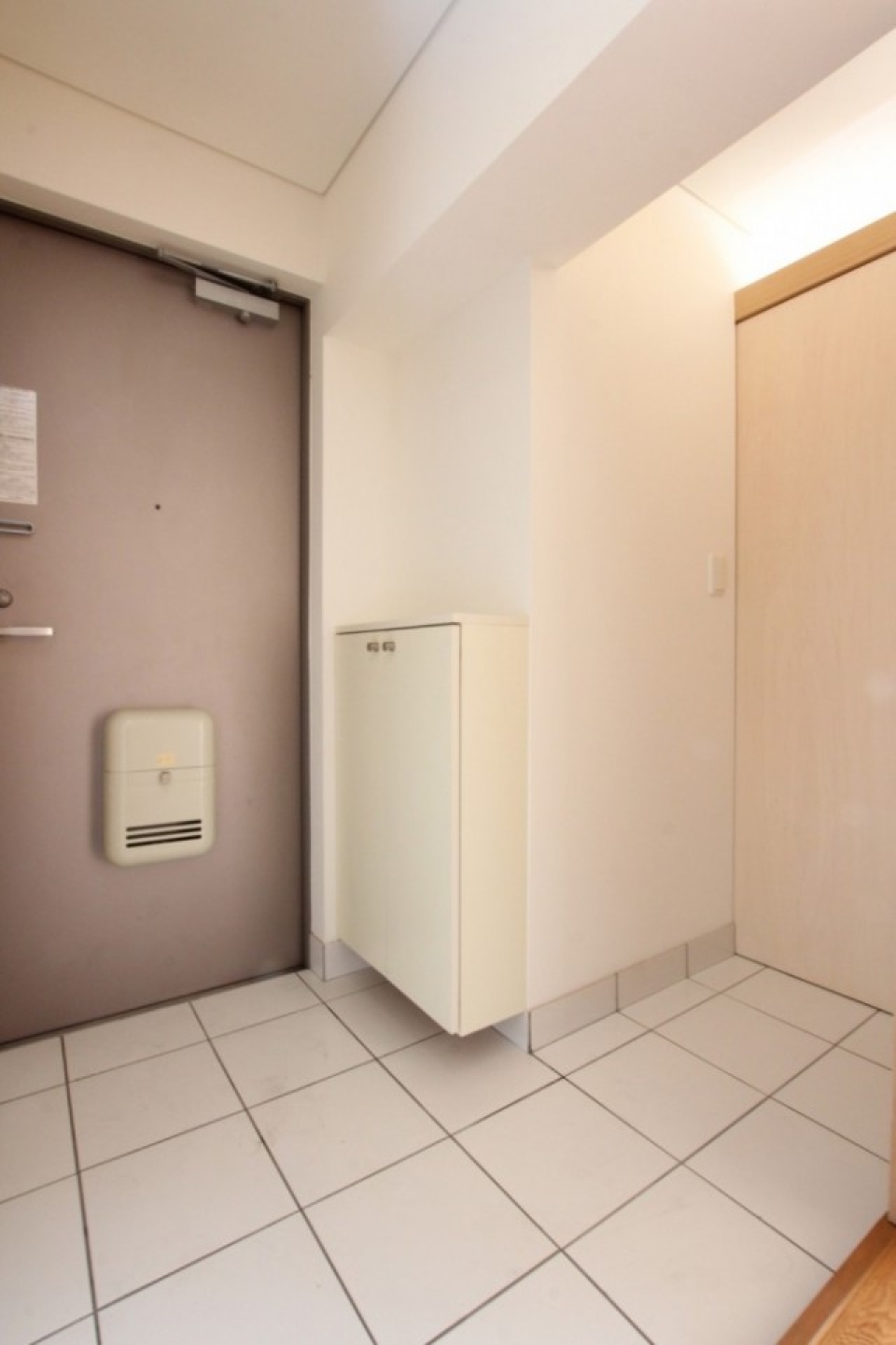 土間を仕切った場合、玄関部分はこんな感じになります