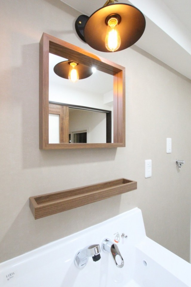 デザインはさる事ながら使い勝手もいい洗面台。