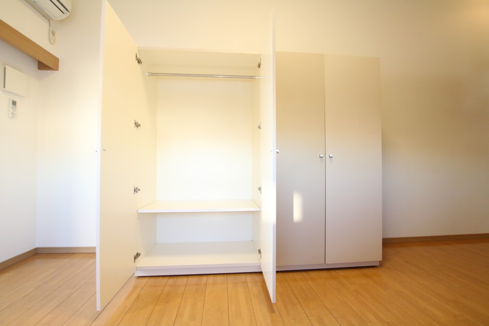 リビングの収納。キャスター付きで置く場所自在！