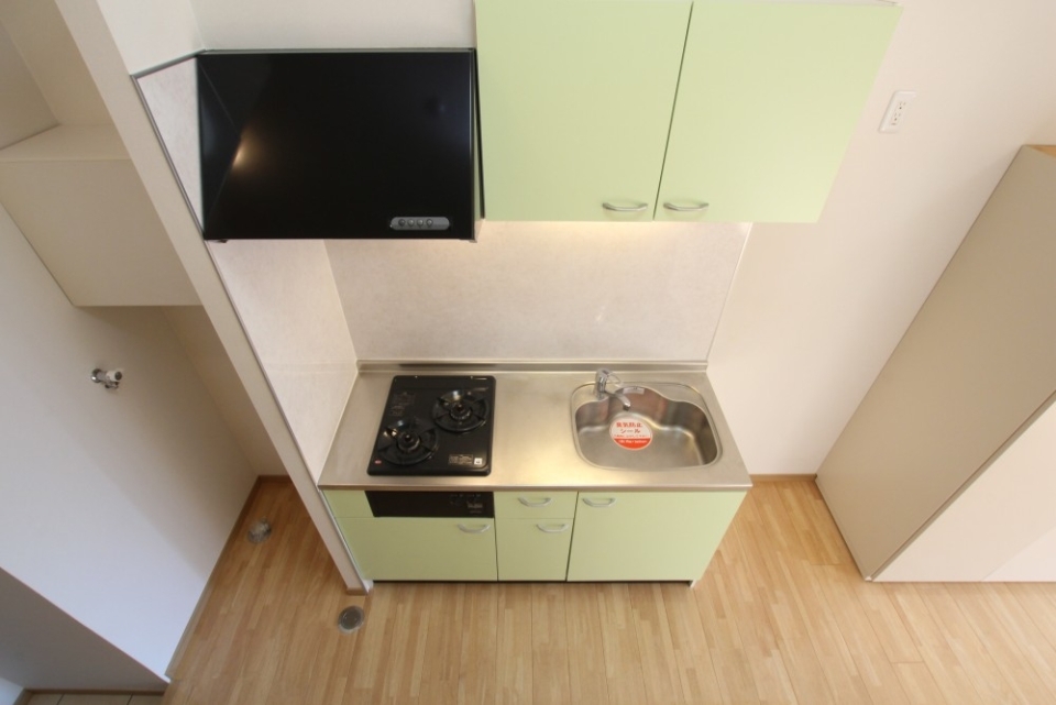 ロフトからキッチン見下ろしてみた。