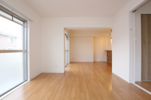 L字型だからダイニング・リビング共にしっかり空間を確保出来る。