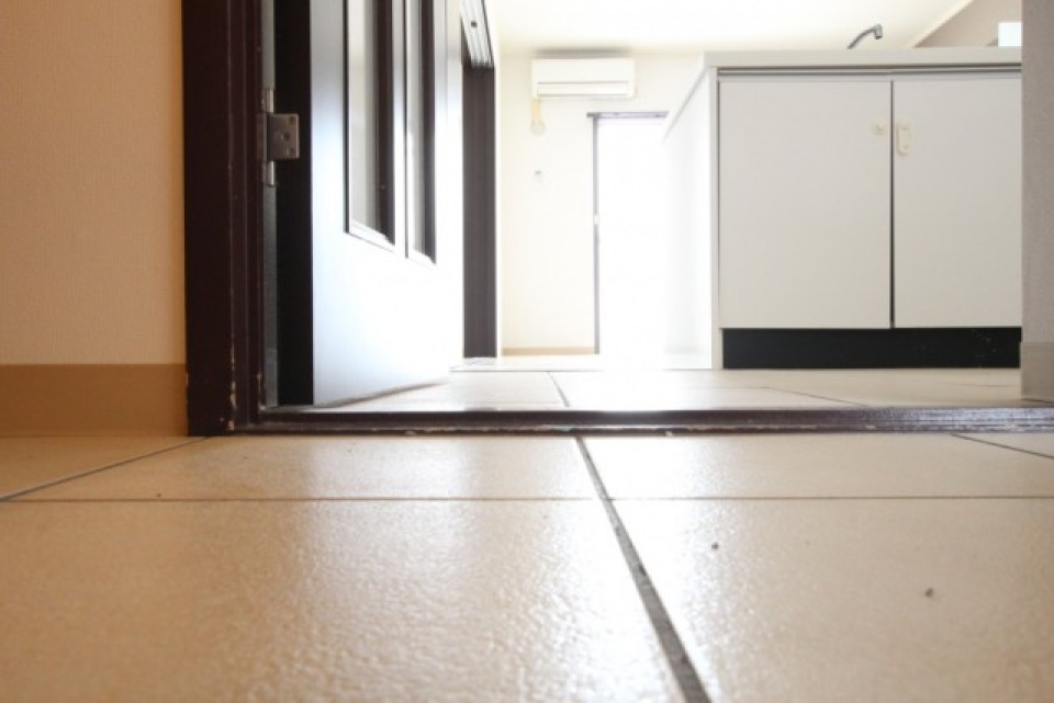 キッチンスペースの床は土間仕様。