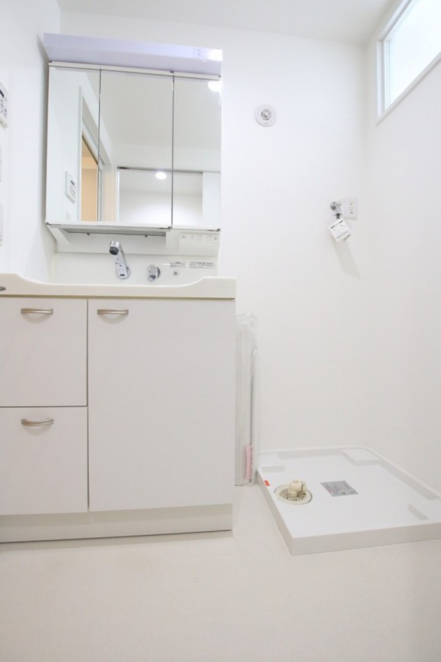 洗面と室内洗濯機置き場