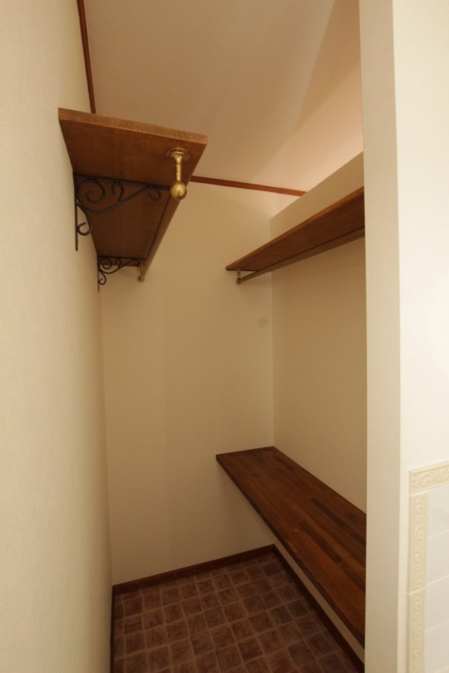 WICは幅98ｃｍ&times;奥行120ｃｍの大きさ。