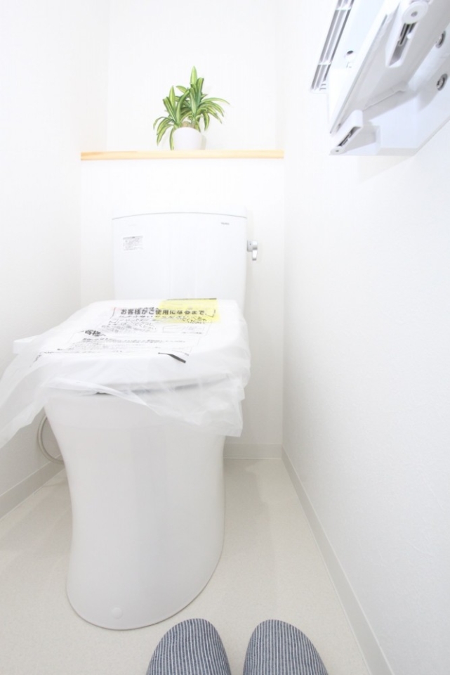 ウォシュレット付きトイレ
※備品はイメージです