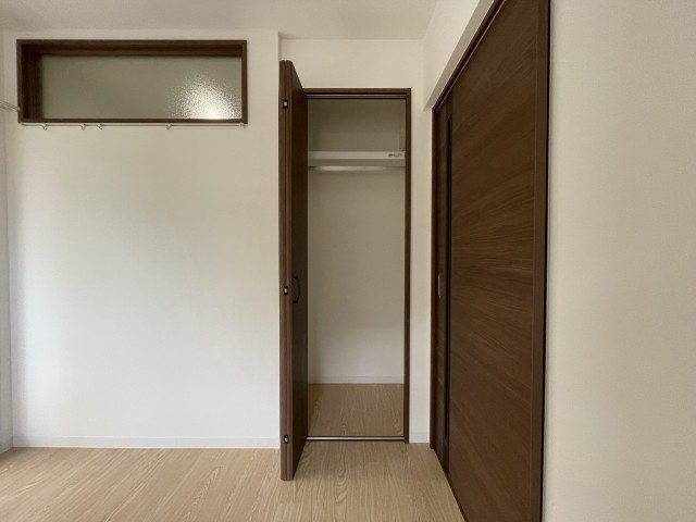 小さいですがクローゼットあります