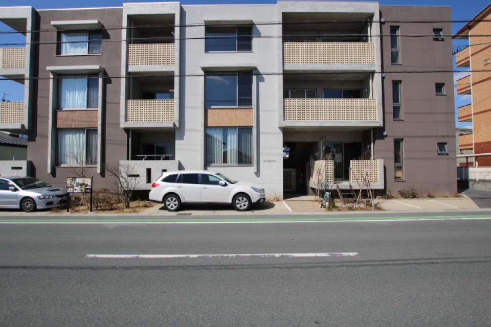 数々の受賞歴を持つ、建築家の竹原義二氏監修。