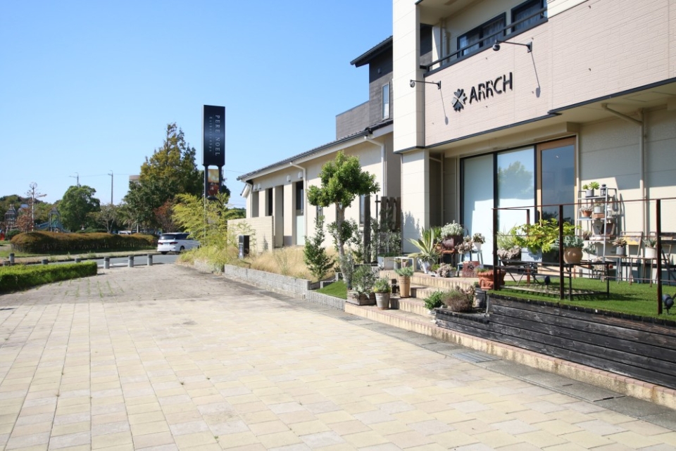 浜松の表参道(?)のような、おしゃれな通りに面したお部屋です。