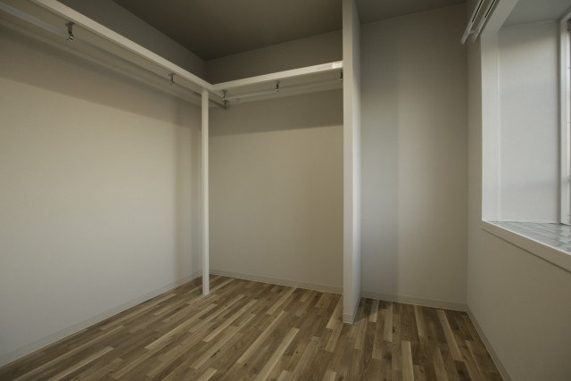 広々3.3帖のウォークインクローゼット。