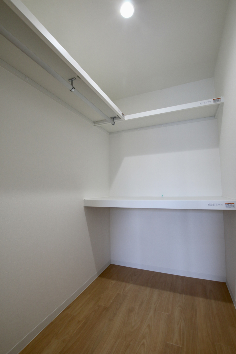 サイズ200&times;176のウォークインクローゼット付き