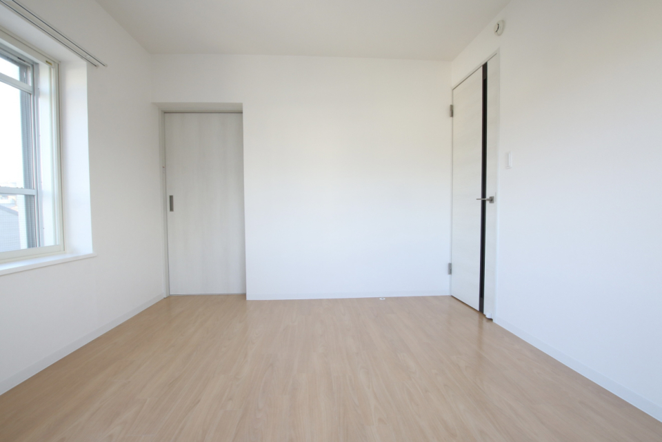 6帖の洋室。2面採光です