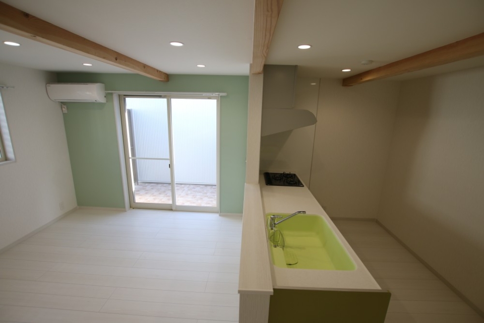 シンクは外観に合わせて黄緑！