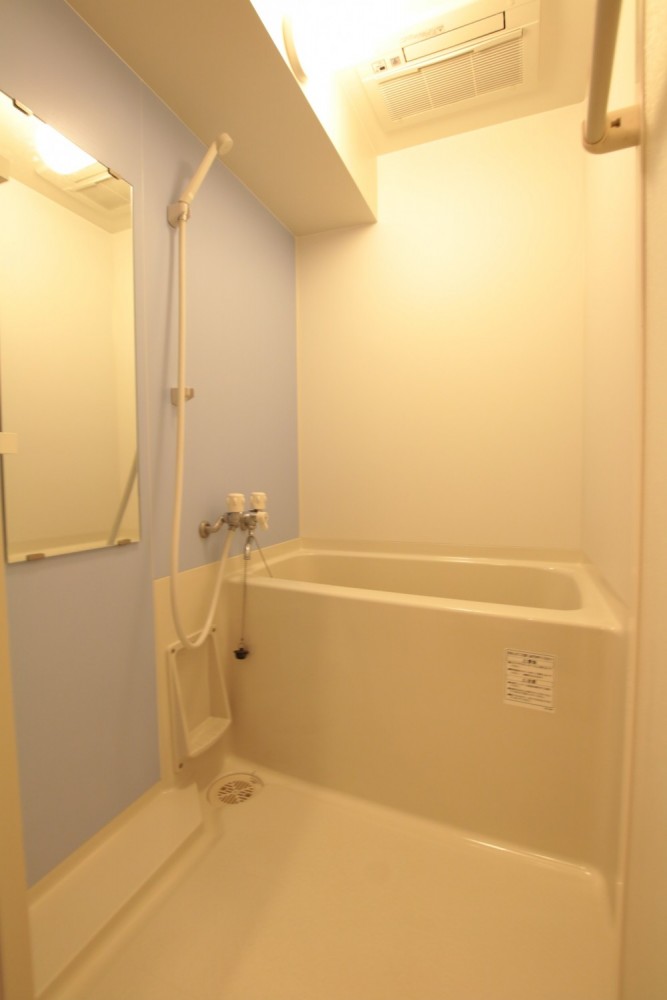 アイスブルーのクロス、夏でも涼しげ！