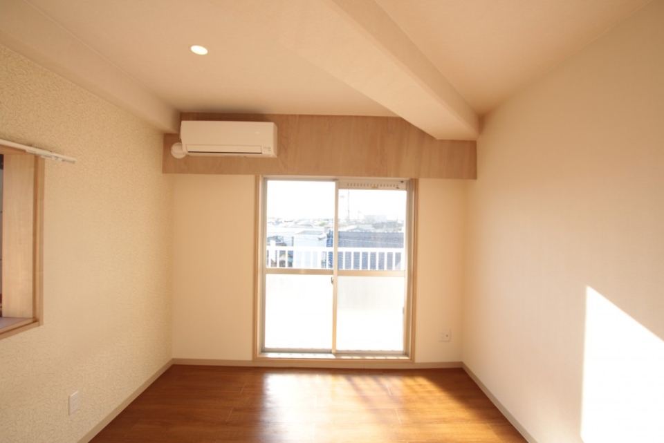 ぽかぽかひだまりの入るほっこり空間