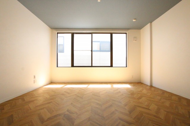 大きな窓が明るい！