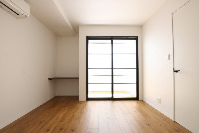 LDK隣の洋室。