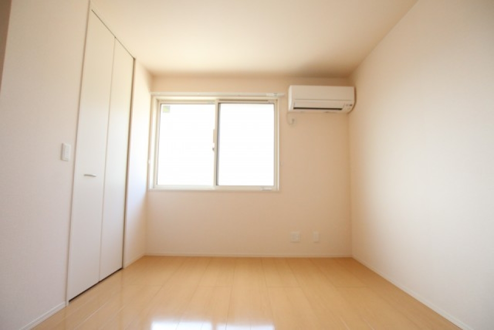 6.5帖洋室。こちらにはWICクローゼットがあります。