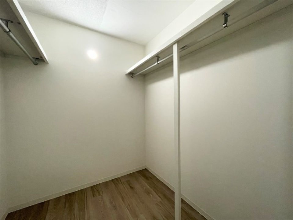 便利なウォークインクローゼット。