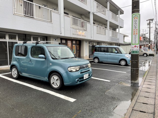 電柱柱がありますが、、、駐車できます。