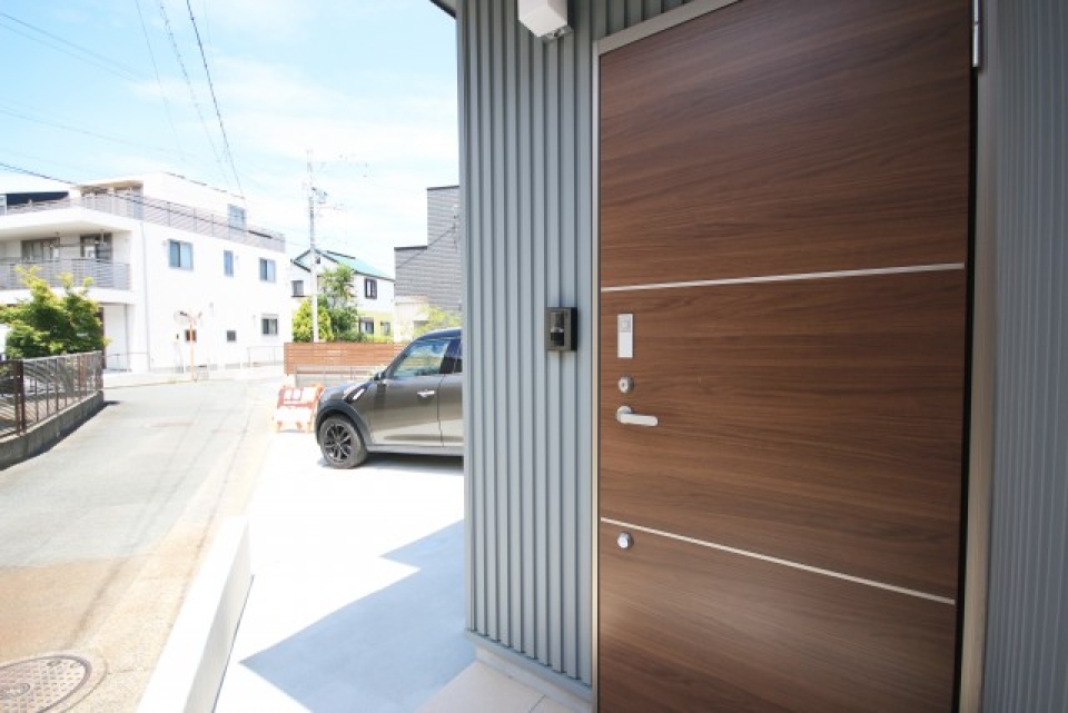 これは嬉しいキーレスの玄関