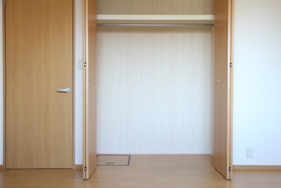 室内の収納はすべてクローゼットタイプ。