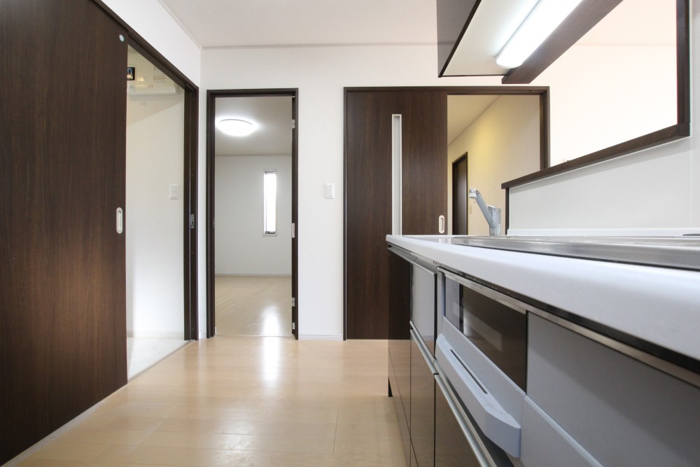 キッチンは、システムキッチン。