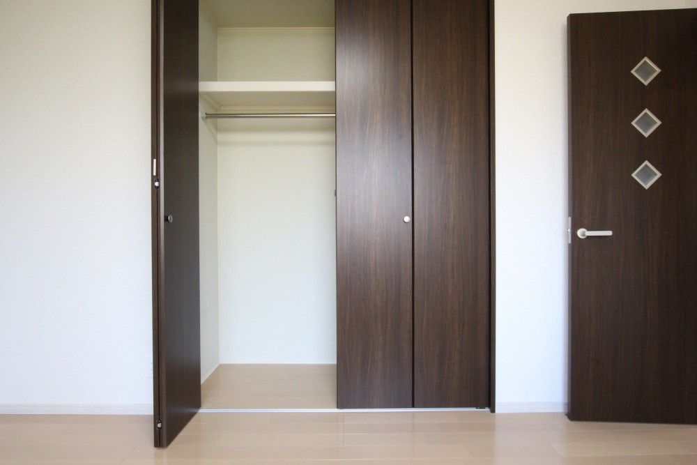 ３つのFIXガラス。クローゼットの中もチェック！