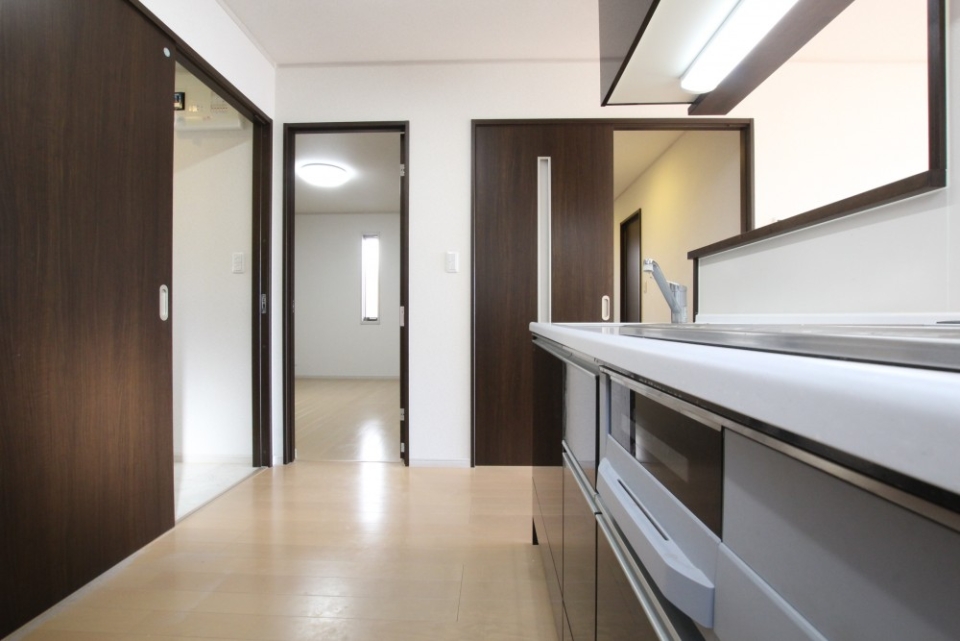 キッチンは、システムキッチン。