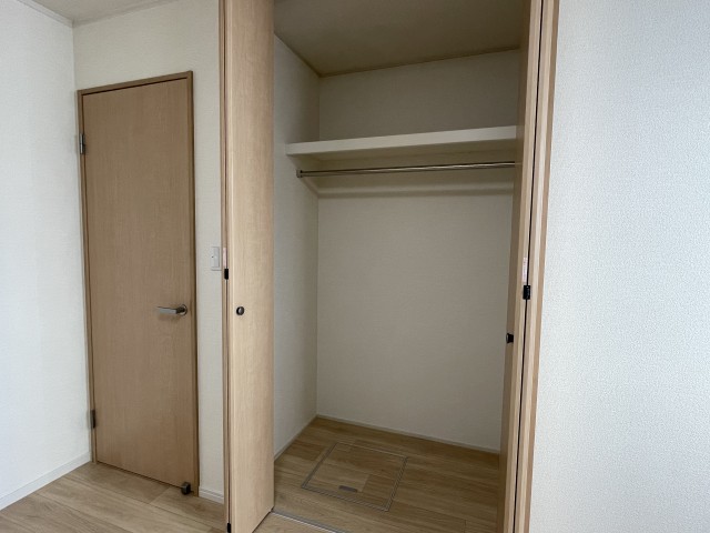 クローゼット。