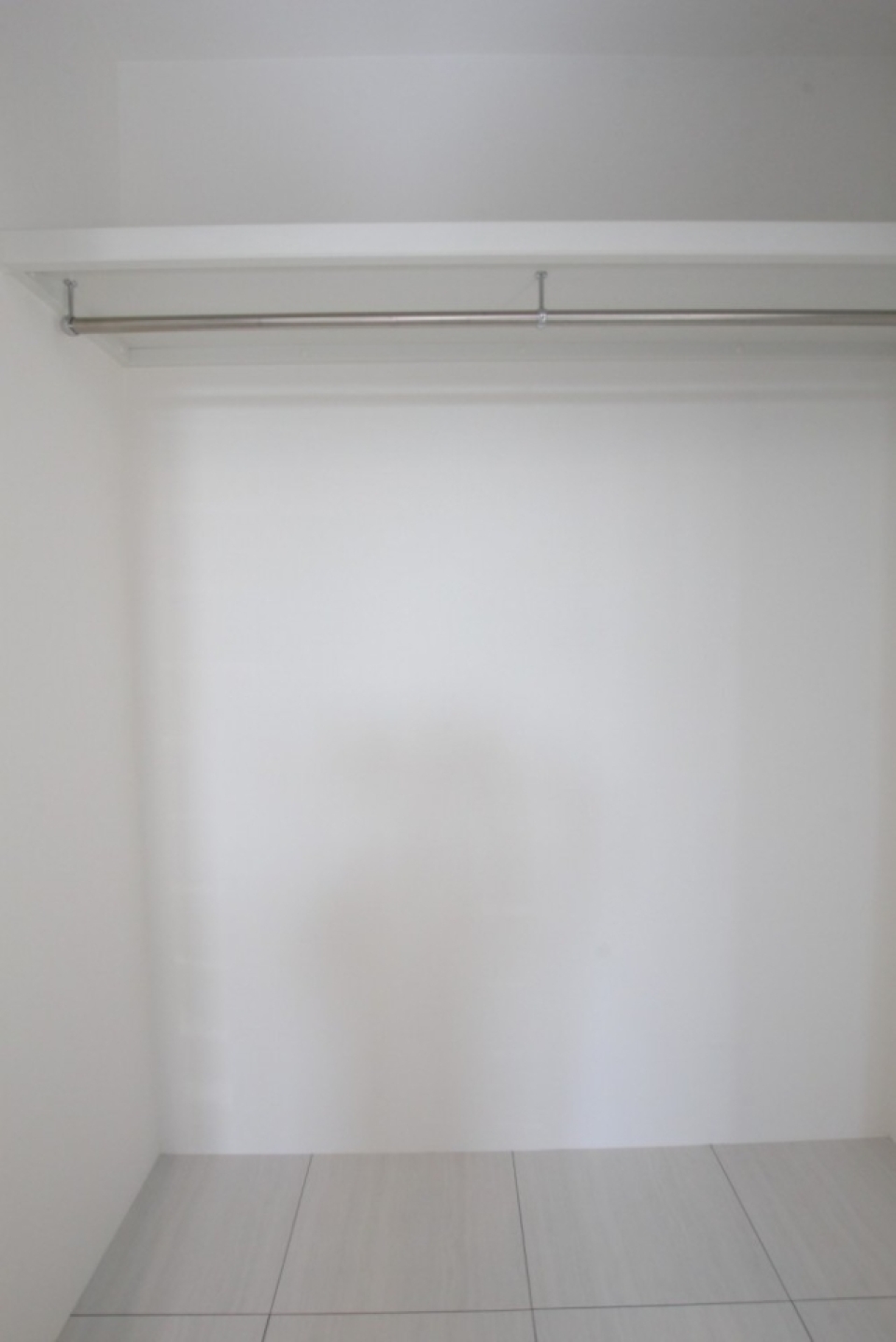 洋室のクローゼット