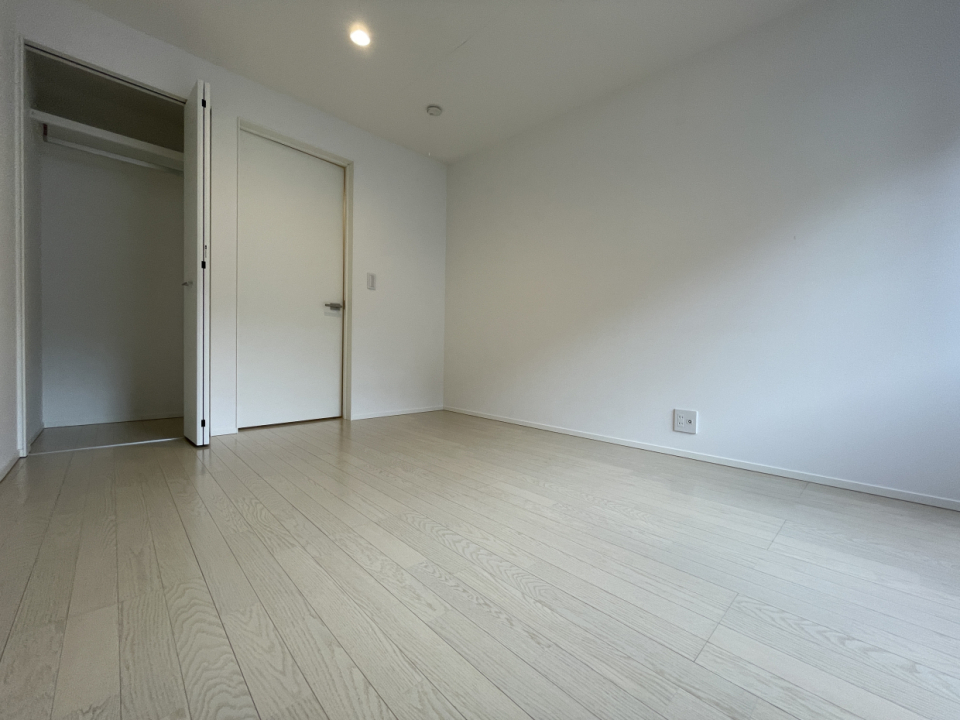 小さめの収納があります