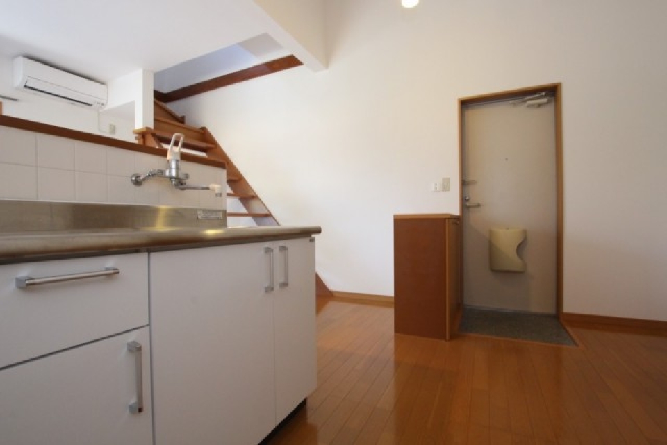 ワンルームだがら玄関から室内のすべてが見渡せる