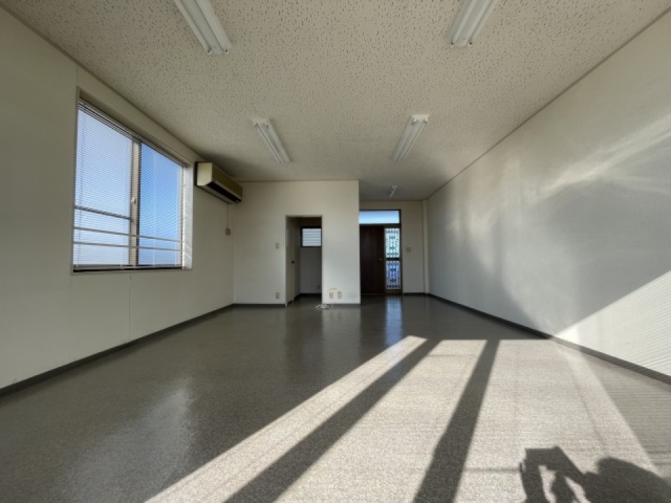 内装　入り口側