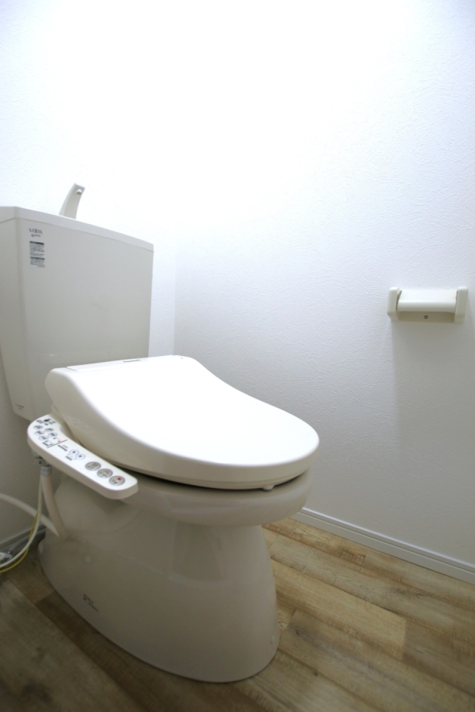 温水洗浄便座のおトイレ。