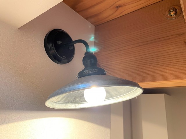 既設のロビー照明器具。かわいい