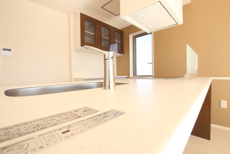 きれいなアイランドキッチン。