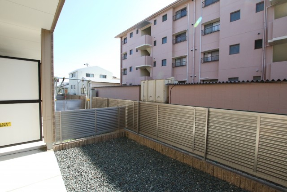 専用庭付いています。