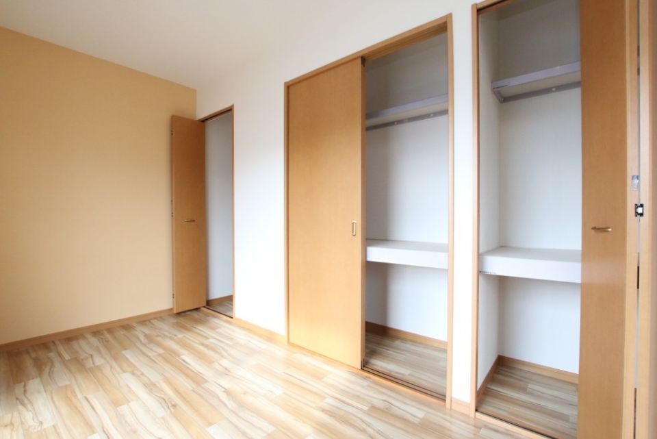 なんと3つも収納があります！