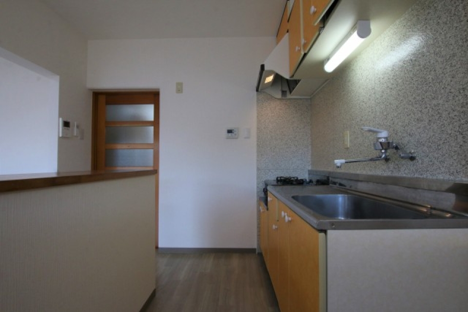 キッチンはオープン型。