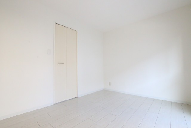 6帖の和室です。ウォークインクローゼットが付いてます。