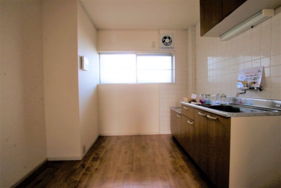 ゆったりとしたキッチンスペース