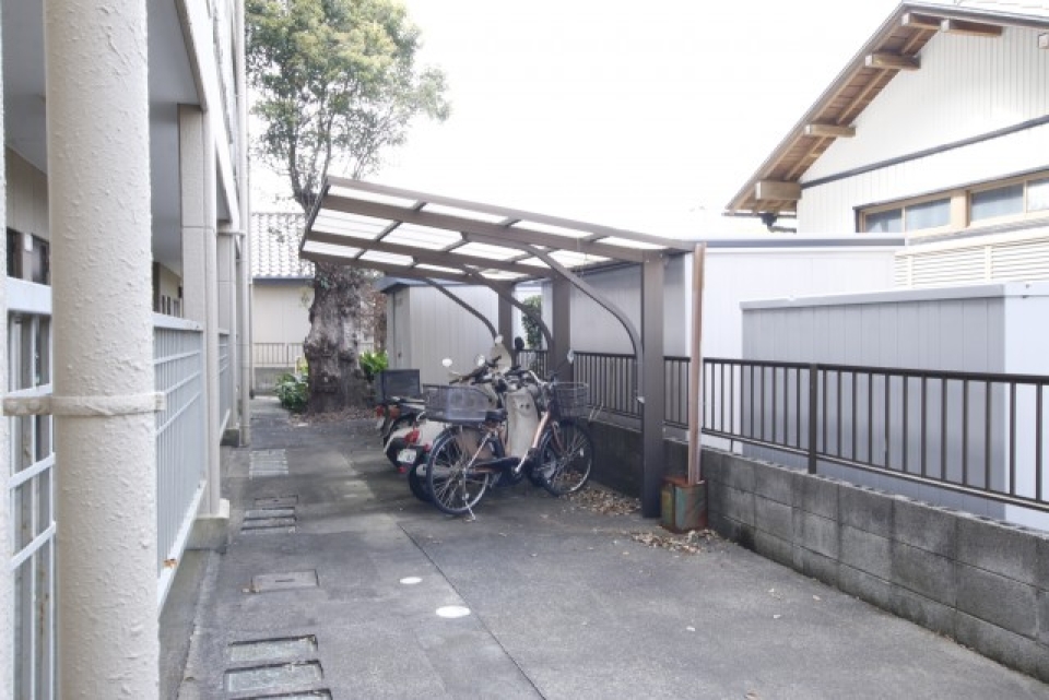 駐輪場。