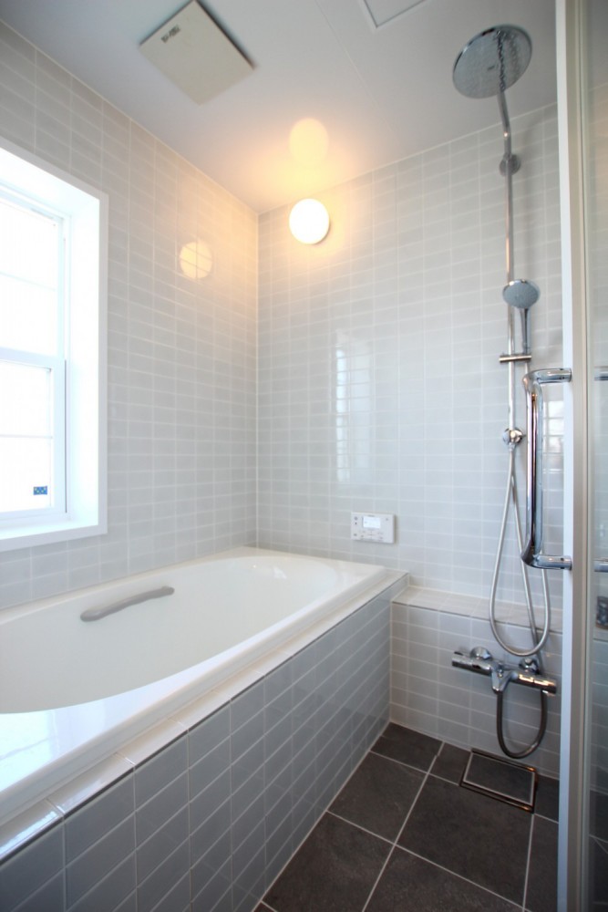 ホテルのようなお風呂。追炊き機能付き