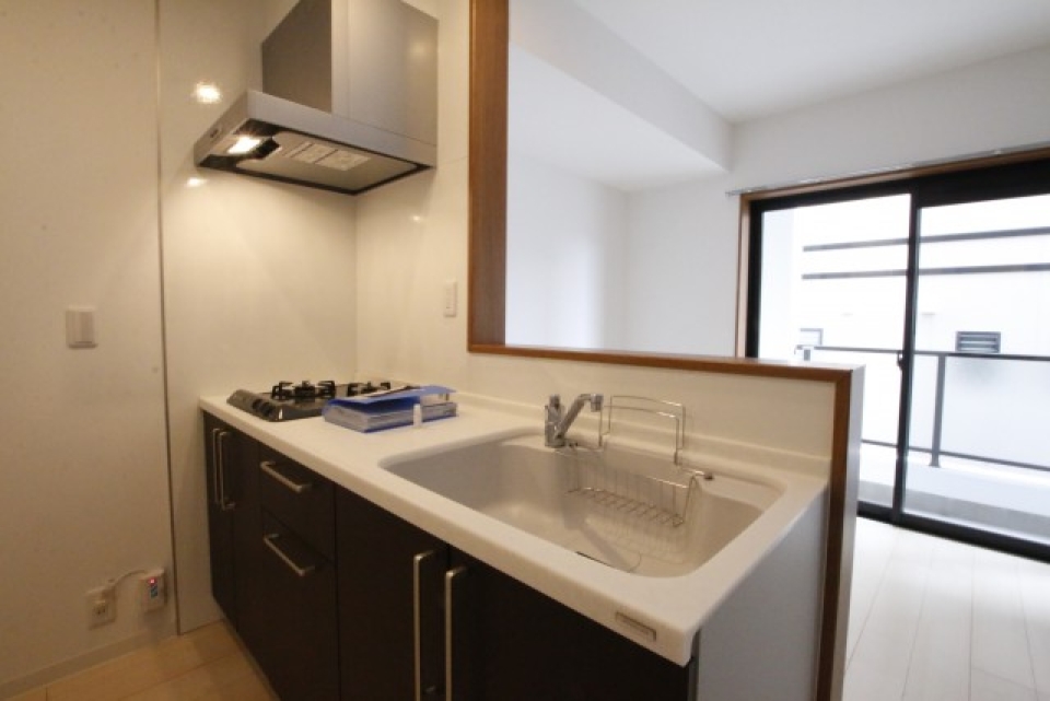 システムキッチン、2口コンロ。