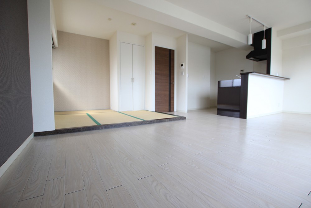 畳コーナーがあるリビング。