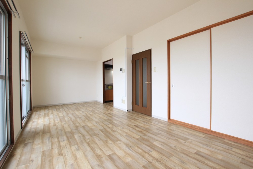 陽当たり抜群のリビング。