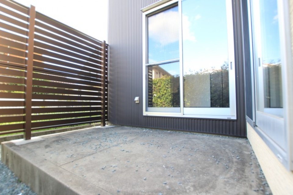 使いやすそうなテラスです。