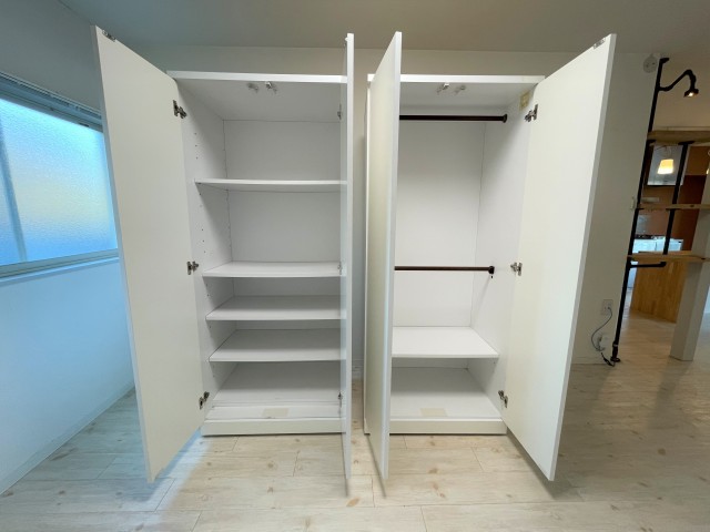 こちらが可動式の収納です。